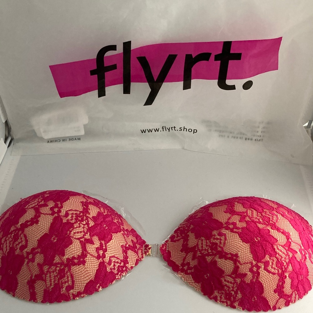 Self adhesive bra
